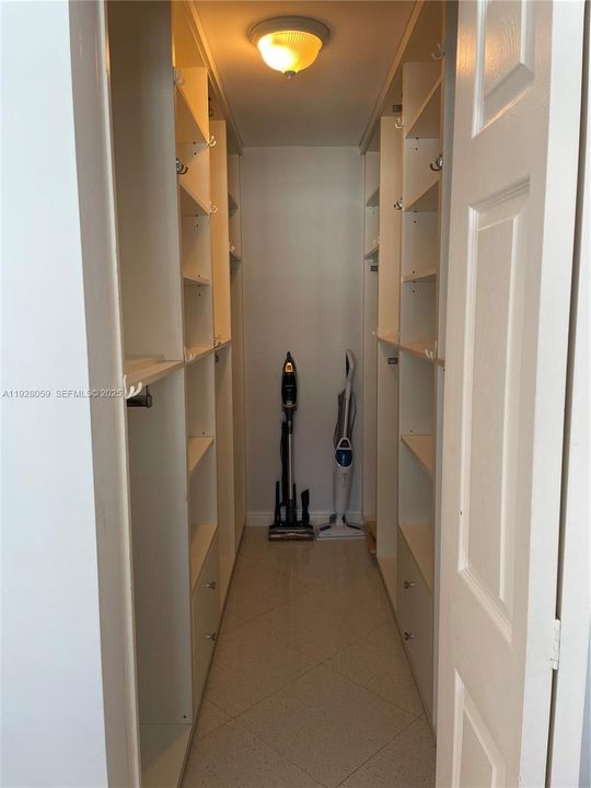 Walk In closet