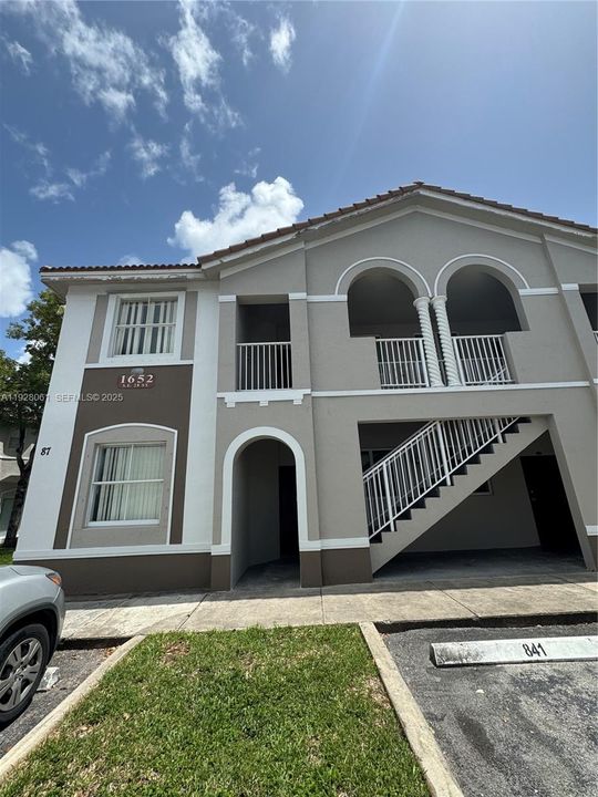 En Renta: $1,749 (3 camas, 2 baños, 1060 Pies cuadrados)