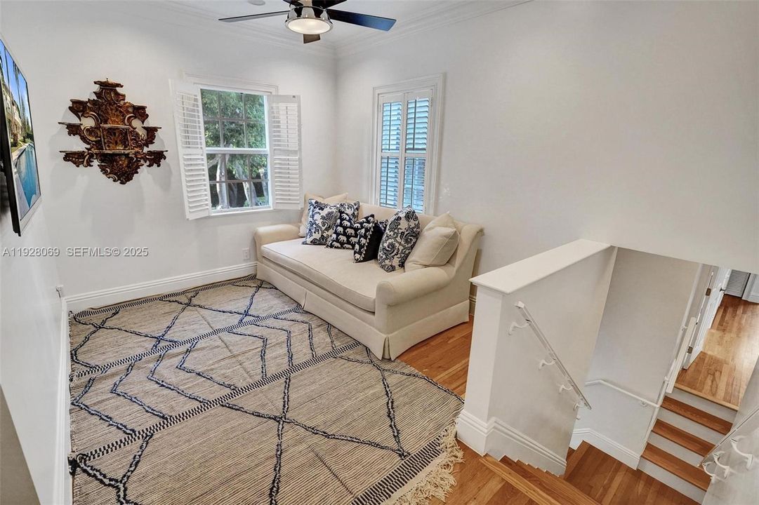 На продажу: $6,590,000 (7 спален, 8 ванн, 5036 Квадратных фут)