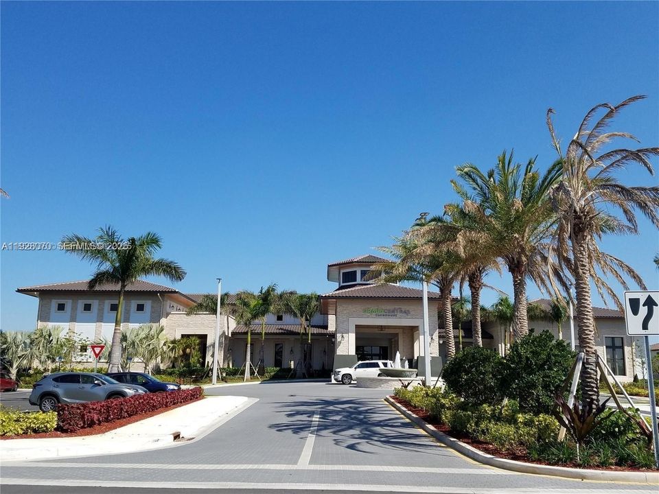 For Rent: $3,750 (3 beds, 2 baths, 1777 Square Feet)