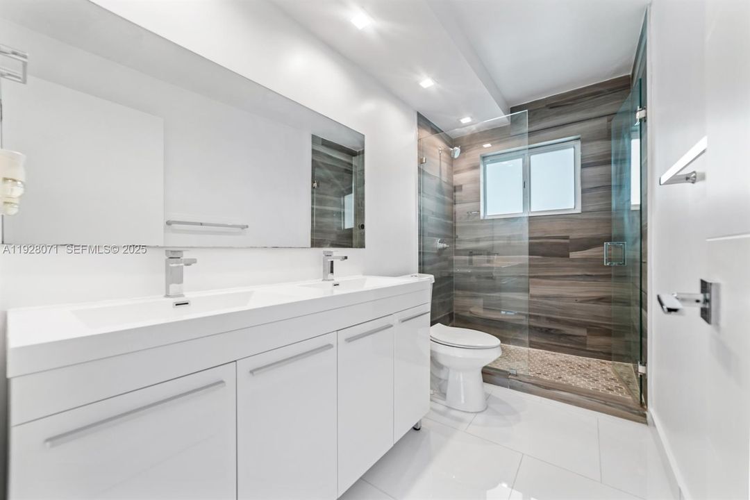 В аренду: $1,850 (1 спален, 1 ванн, 558 Квадратных фут)