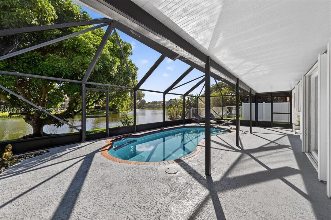 待售: $719,000 (3 贝兹, 2 浴室, 1384 平方英尺)