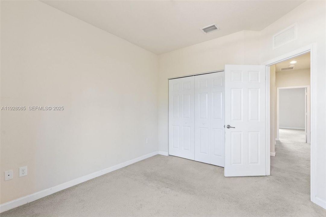 For Sale: $635,000 (3 beds, 2 baths, 1685 Square Feet)