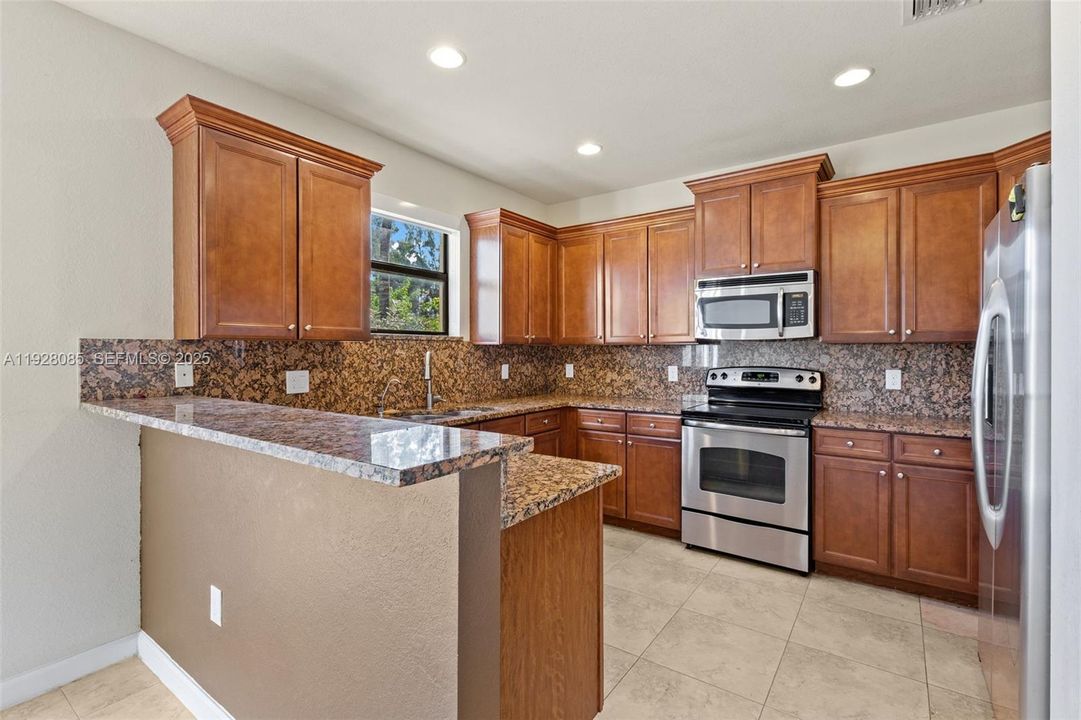 For Sale: $635,000 (3 beds, 2 baths, 1685 Square Feet)