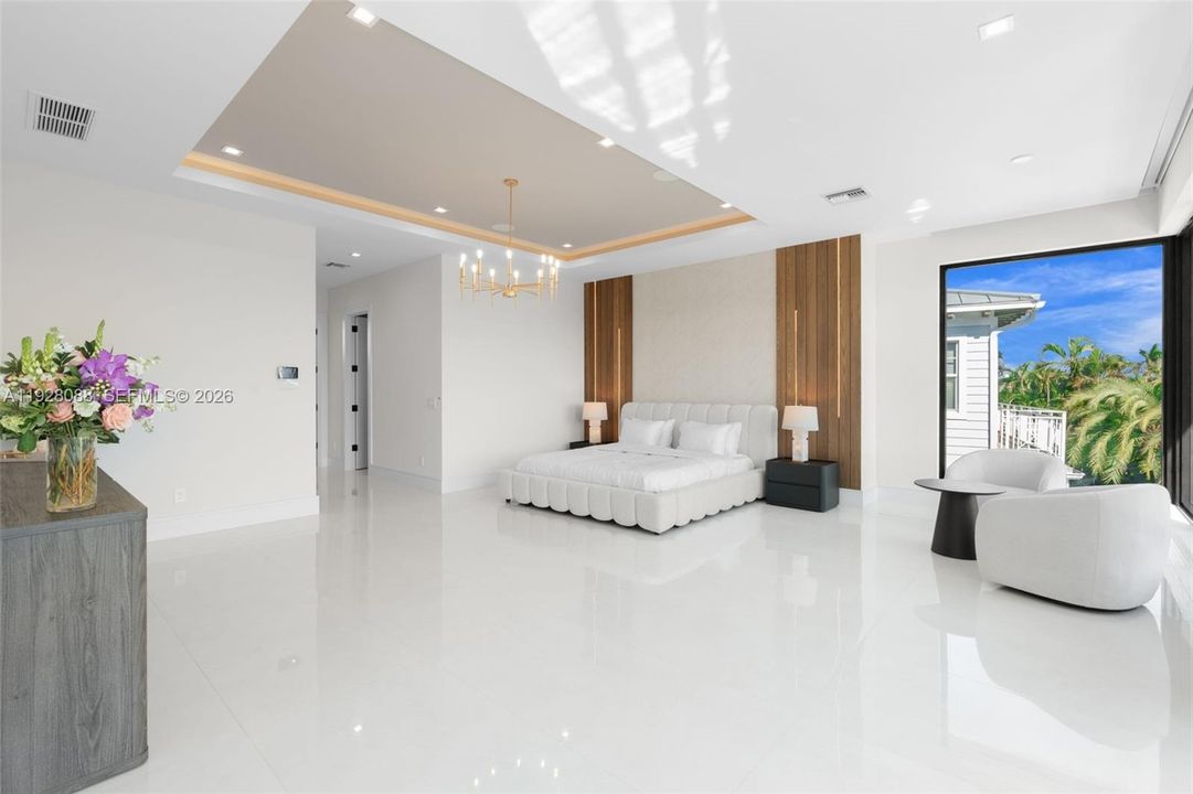 На продажу: $5,975,000 (5 спален, 6 ванн, 0 Квадратных фут)