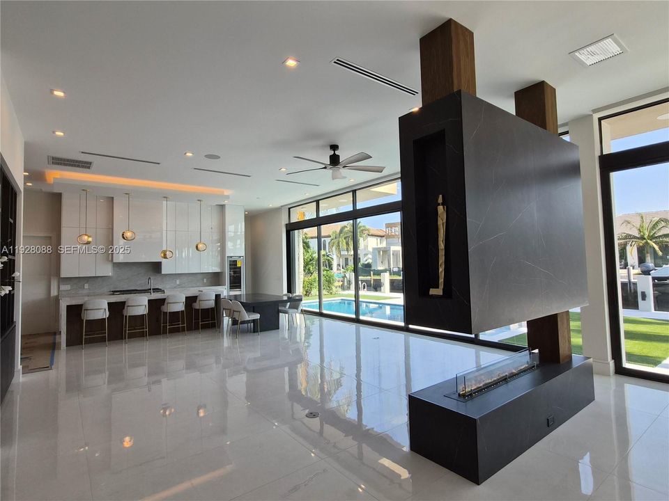 : $5,975,000 (5 beds, 6 baths, 0 Square Feet)