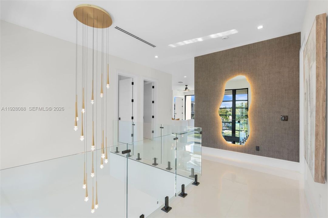 На продажу: $5,975,000 (5 спален, 6 ванн, 0 Квадратных фут)