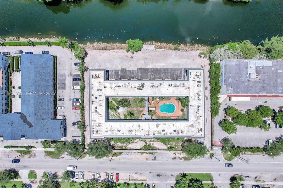 В аренду: $1,950 (2 спален, 1 ванн, 28729 Квадратных фут)