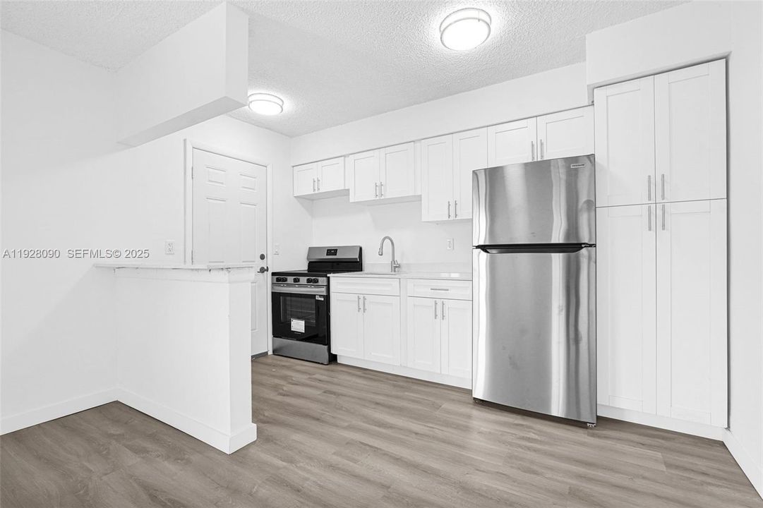 В аренду: $1,950 (2 спален, 1 ванн, 28729 Квадратных фут)