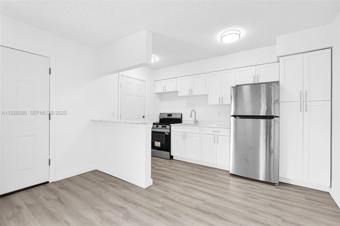 В аренду: $1,950 (2 спален, 1 ванн, 28729 Квадратных фут)