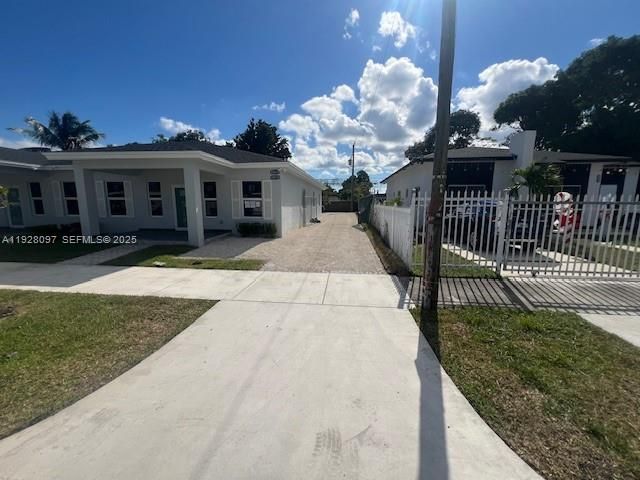 На продажу: $1,200,000 (0 спален, 0 ванн, 0 Квадратных фут)