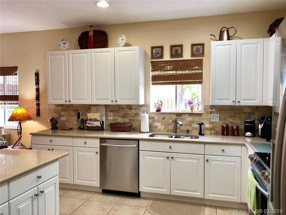 For Sale: $799,000 (4 beds, 2 baths, 2338 Square Feet)