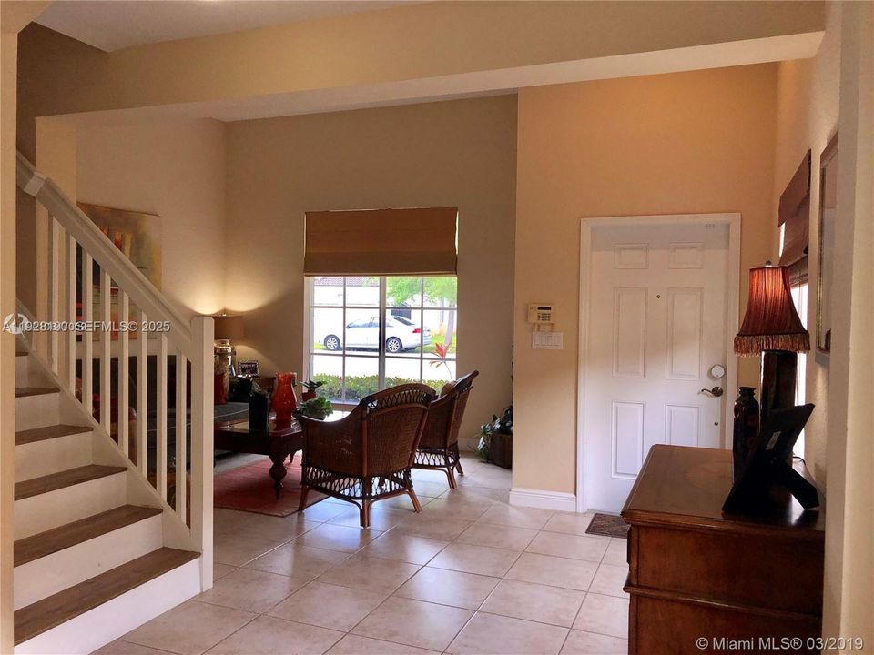 For Sale: $799,000 (4 beds, 2 baths, 2338 Square Feet)