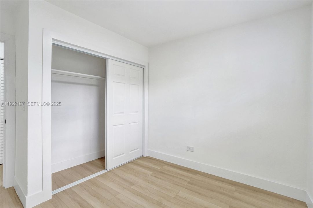 Activo con contrato: $3,100 (3 camas, 2 baños, 1582 Pies cuadrados)