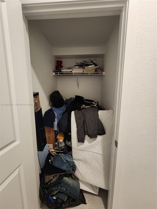 For Sale: $320,000 (3 beds, 2 baths, 1542 Square Feet)