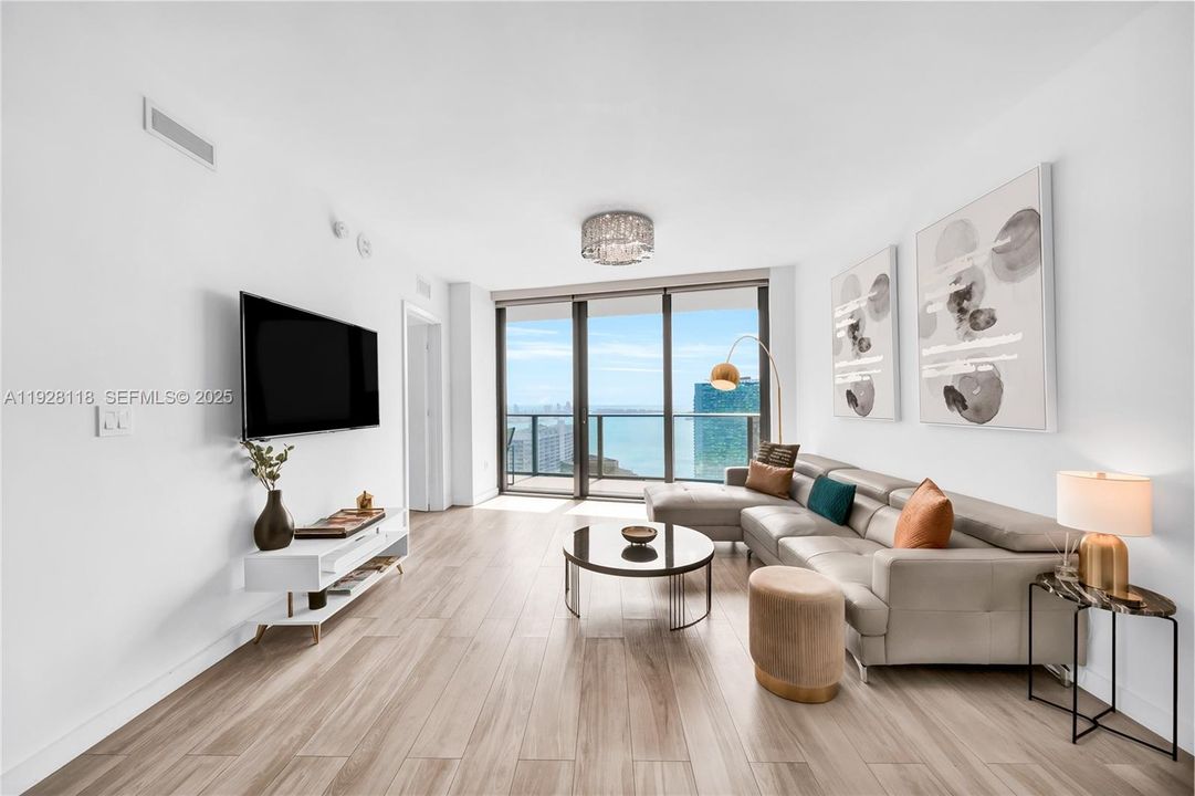 For Rent: $6,100 (2 beds, 2 baths, 1088 Square Feet)