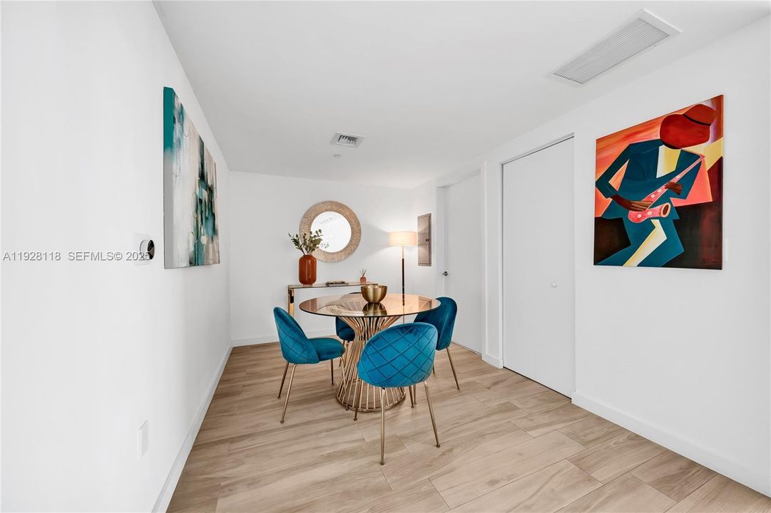 For Rent: $6,100 (2 beds, 2 baths, 1088 Square Feet)