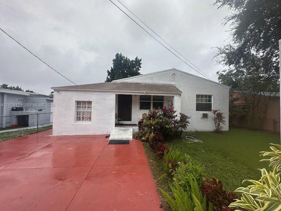 En Venta: $535,000 (3 camas, 2 baños, 957 Pies cuadrados)