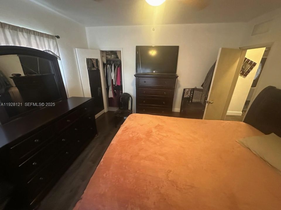 En Venta: $535,000 (3 camas, 2 baños, 957 Pies cuadrados)