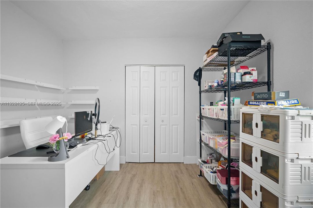 En Renta: $3,750 (4 camas, 2 baños, 1055 Pies cuadrados)