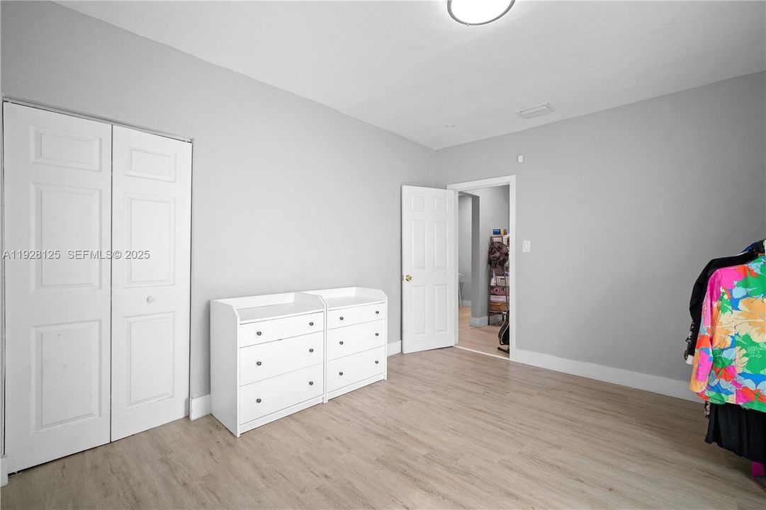 En Renta: $3,750 (4 camas, 2 baños, 1055 Pies cuadrados)