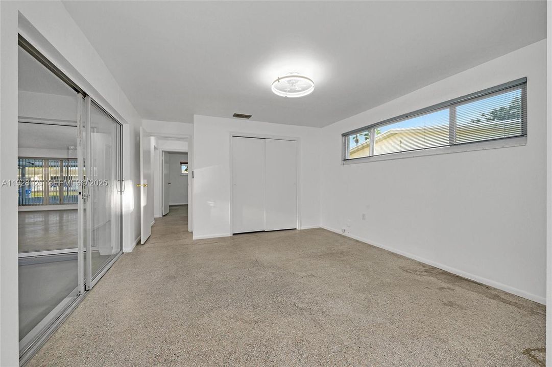 For Sale: $380,000 (2 beds, 2 baths, 1469 Square Feet)