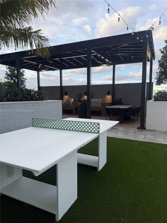 Summer Kitchen BBQ Grill and Table Tennis