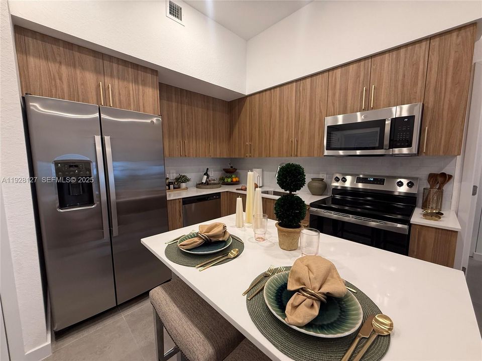 В аренду: $2,061 (0 спален, 1 ванн, 0 Квадратных фут)