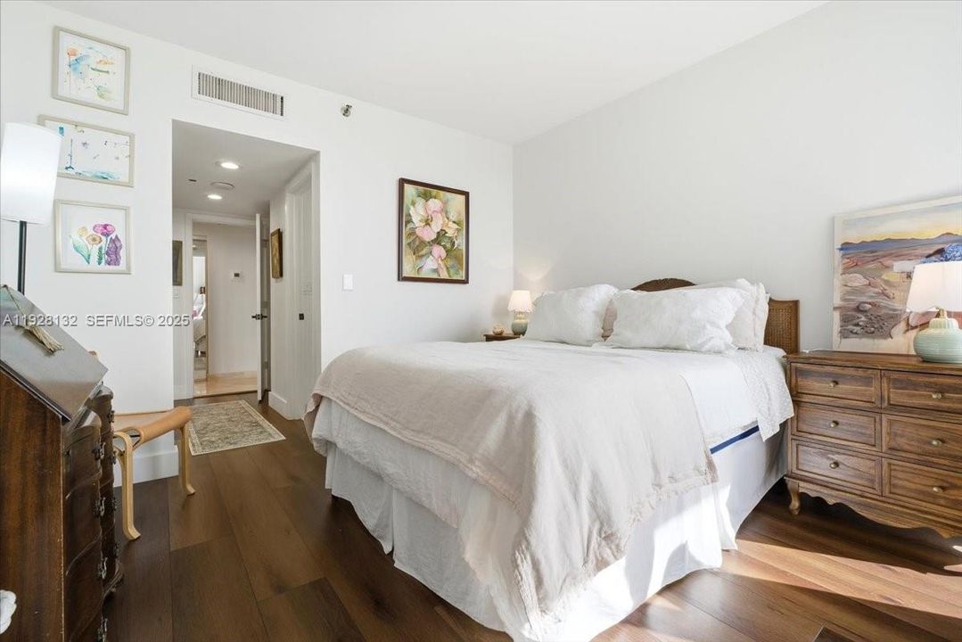 For Sale: $1,538,000 (3 beds, 3 baths, 2607 Square Feet)