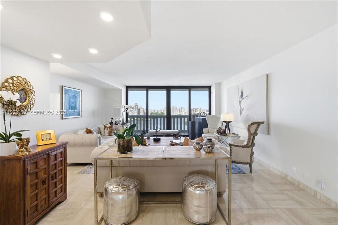 For Sale: $1,538,000 (3 beds, 3 baths, 2607 Square Feet)