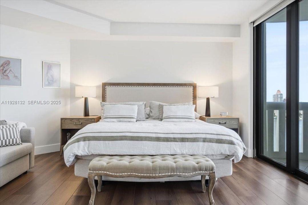 For Sale: $1,538,000 (3 beds, 3 baths, 2607 Square Feet)