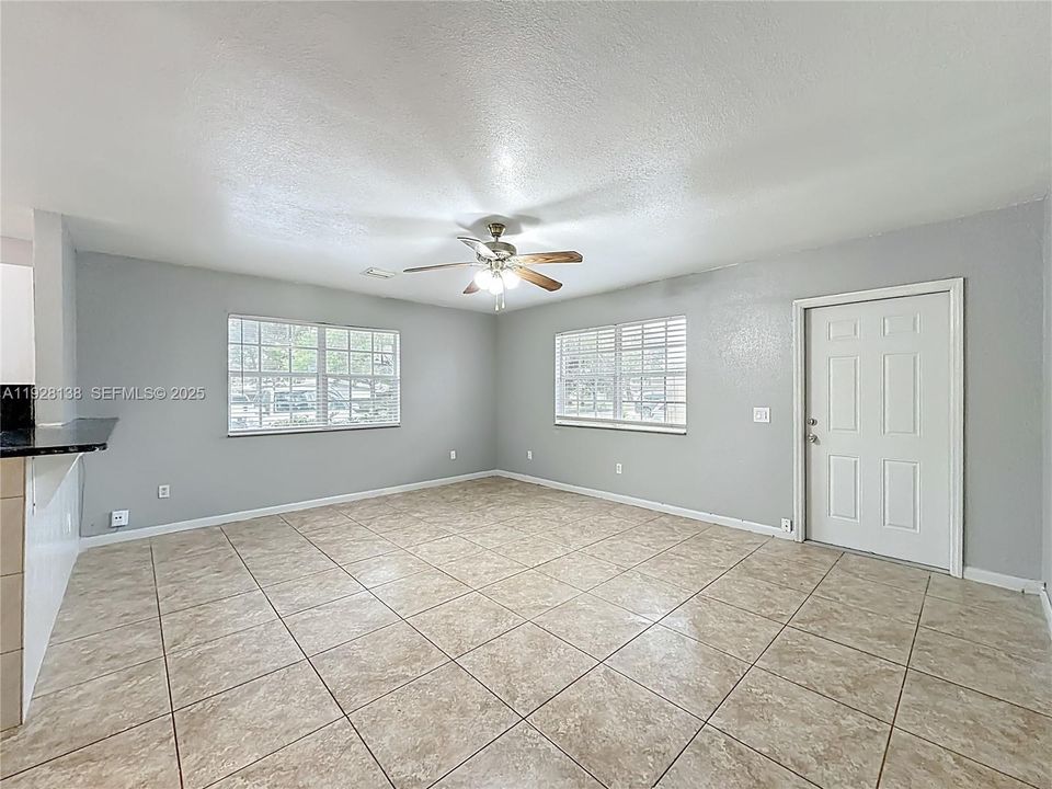 For Rent: $2,600 (3 beds, 2 baths, 2432 Square Feet)