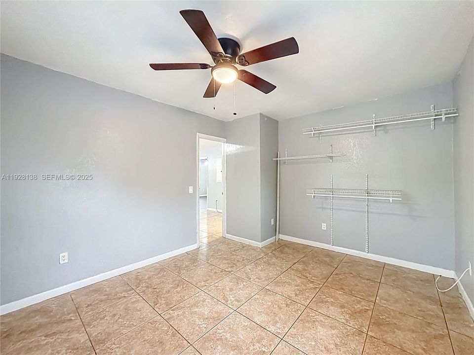 For Rent: $2,600 (3 beds, 2 baths, 2432 Square Feet)