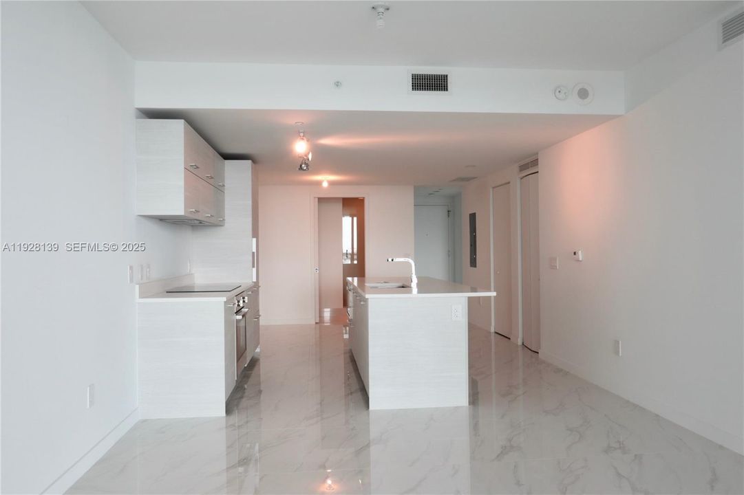 En Renta: $6,200 (2 camas, 3 baños, 1198 Pies cuadrados)