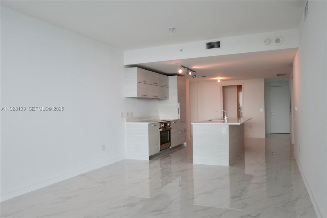 En Renta: $6,200 (2 camas, 3 baños, 1198 Pies cuadrados)