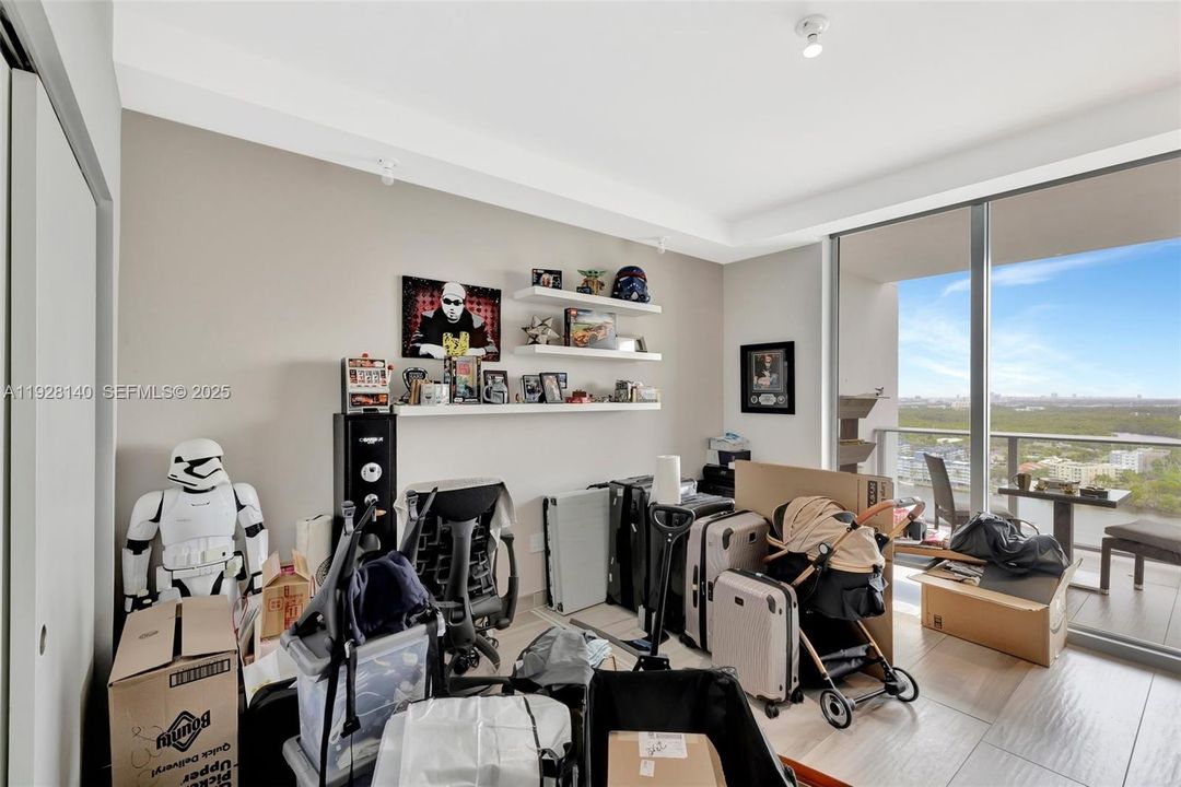 В аренду: $7,000 (2 спален, 3 ванн, 1750 Квадратных фут)