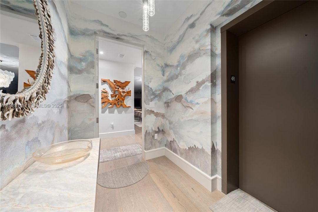 For Sale: $3,850,000 (3 beds, 4 baths, 2885 Square Feet)