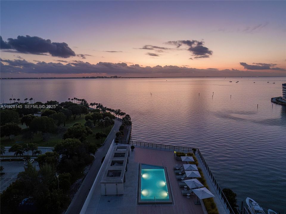 For Sale: $3,850,000 (3 beds, 4 baths, 2885 Square Feet)