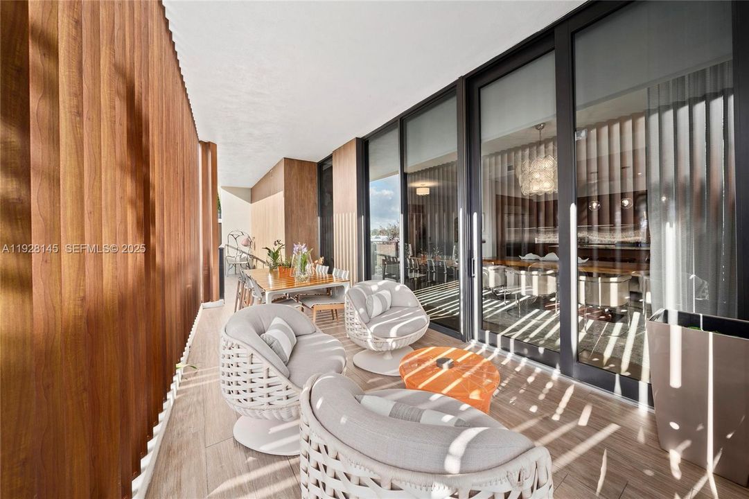 For Sale: $3,850,000 (3 beds, 4 baths, 2885 Square Feet)