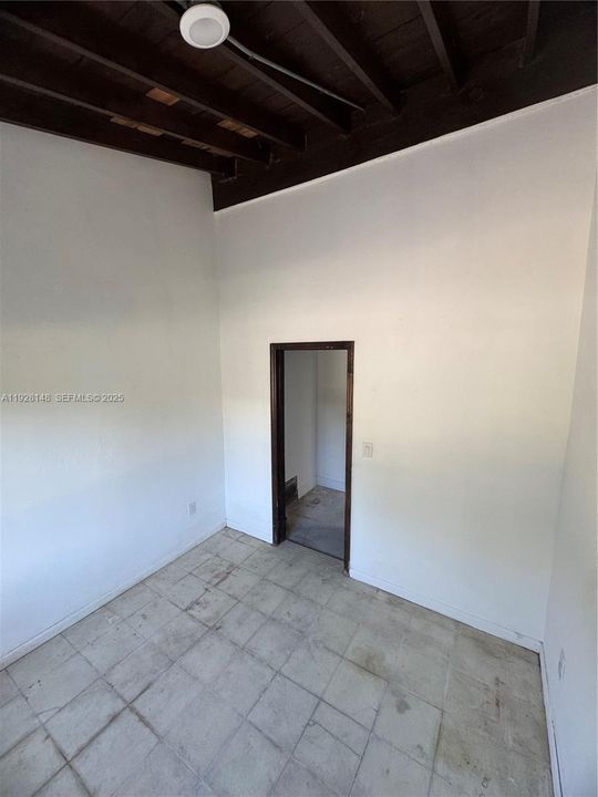 В аренду: $7,500 (4 спален, 2 ванн, 2290 Квадратных фут)