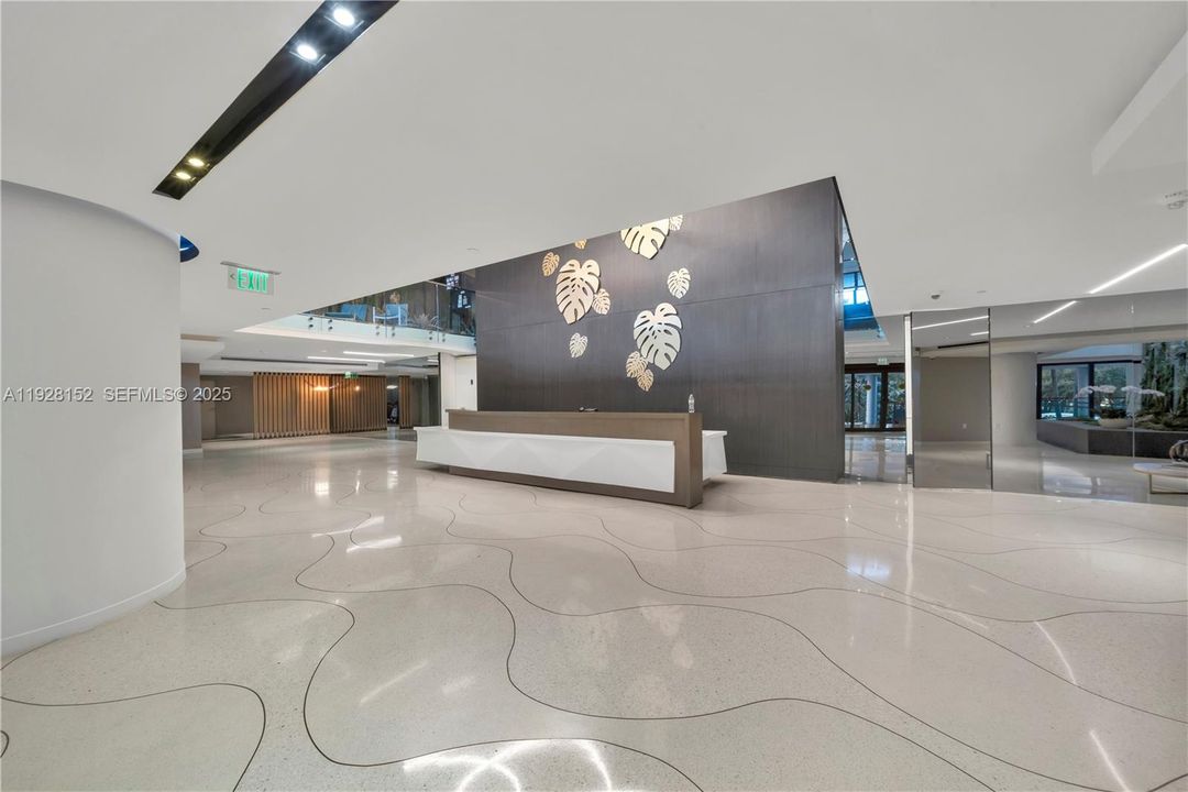 На продажу: $1,750,000 (2 спален, 2 ванн, 1477 Квадратных фут)