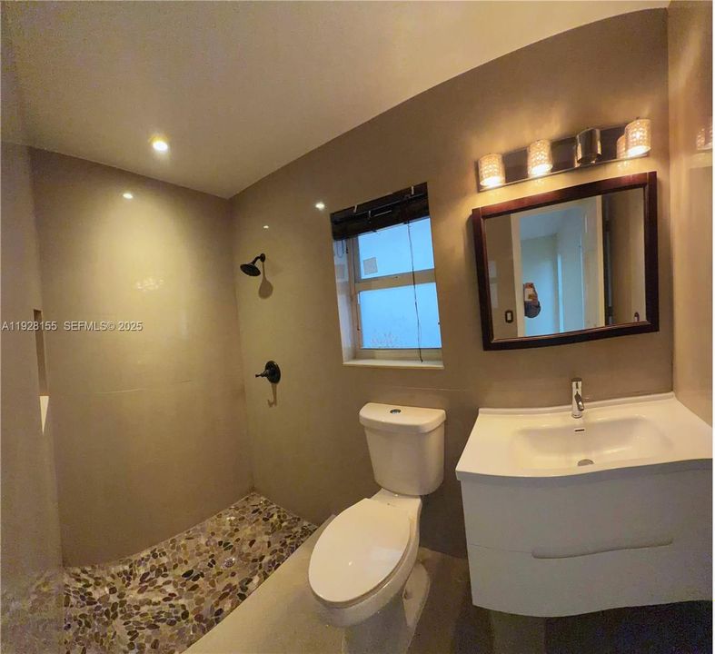 En Venta: $575,000 (3 camas, 2 baños, 1438 Pies cuadrados)