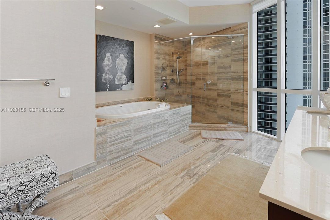 For Sale: $2,980,000 (3 beds, 3 baths, 2768 Square Feet)