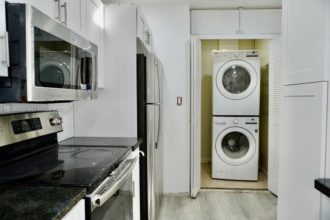 待售: $445,000 (3 贝兹, 2 浴室, 1170 平方英尺)