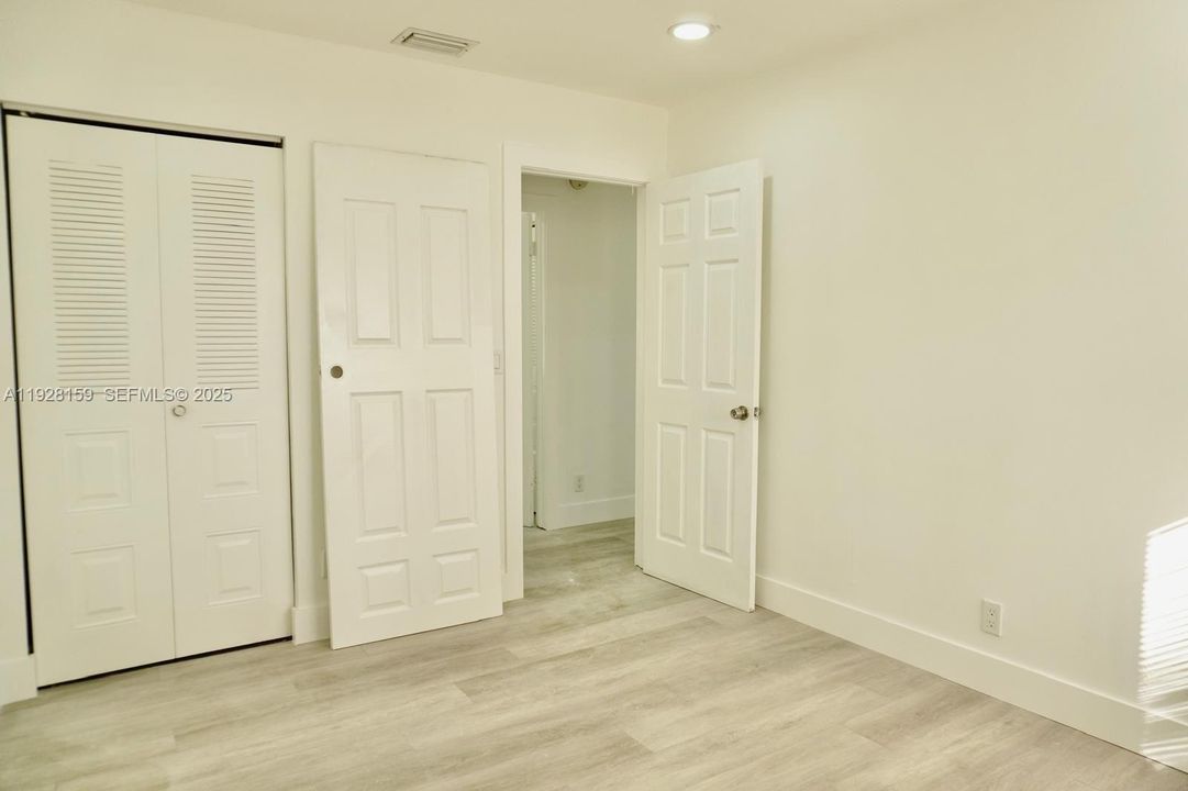 待售: $445,000 (3 贝兹, 2 浴室, 1170 平方英尺)