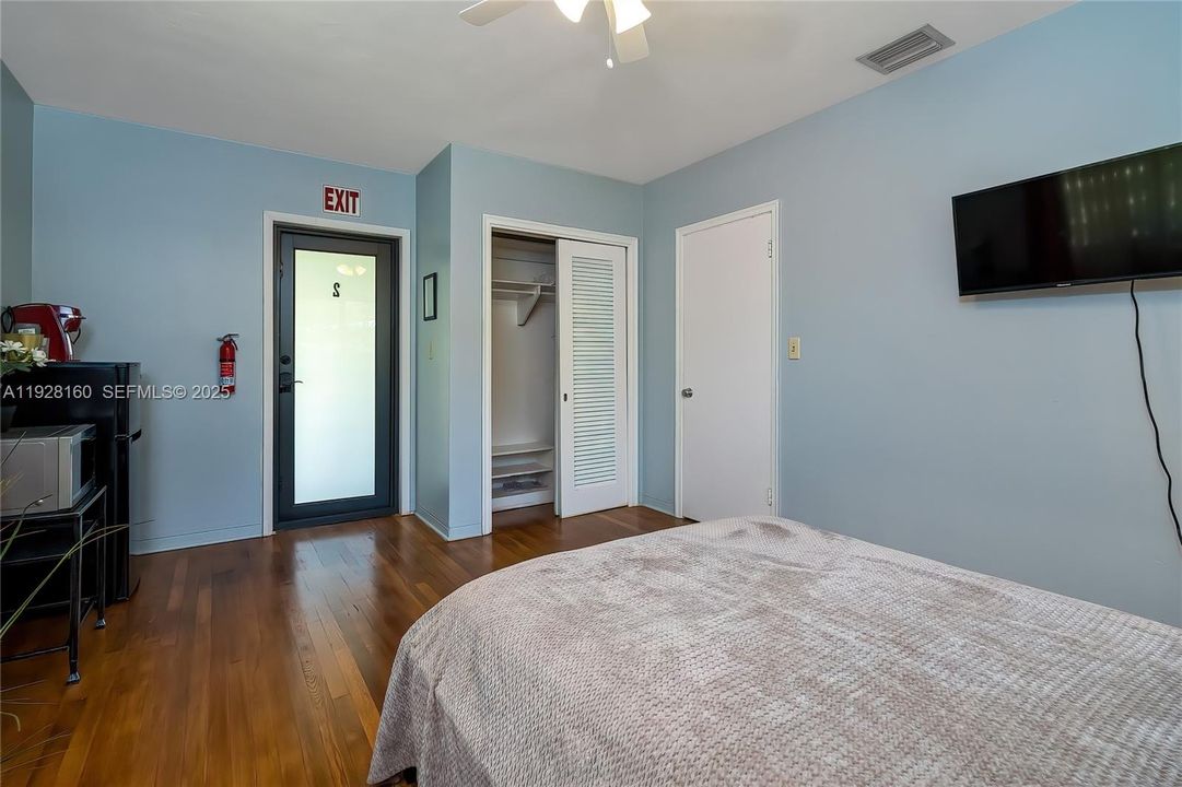 待售: $575,000 (3 贝兹, 3 浴室, 2146 平方英尺)