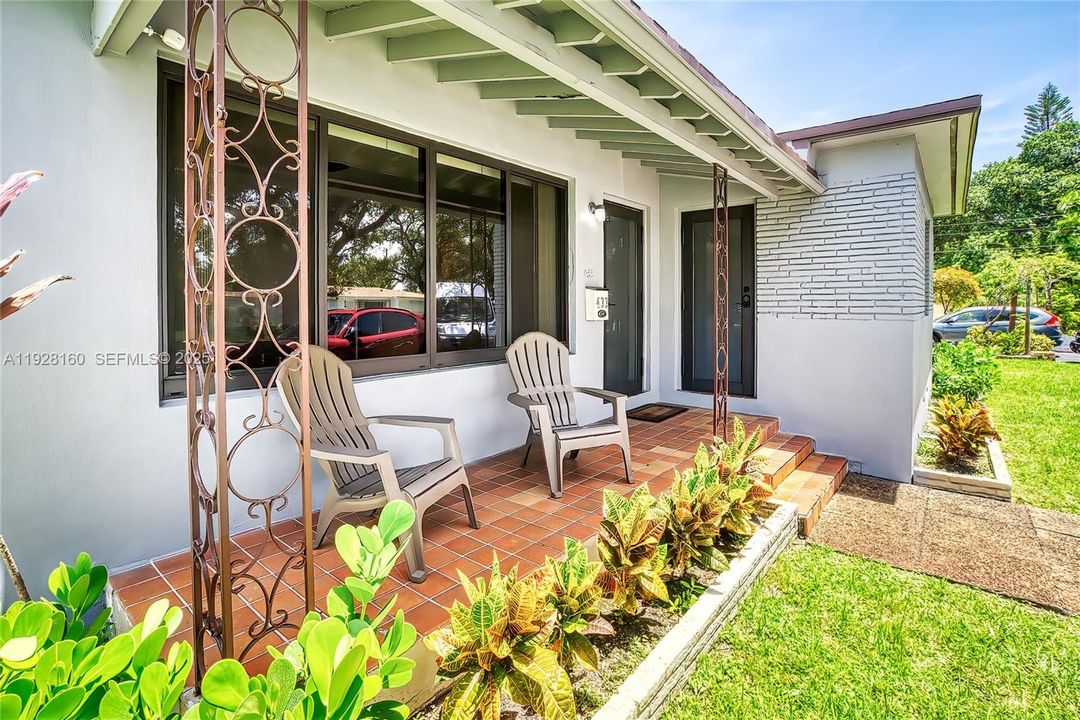 待售: $575,000 (3 贝兹, 3 浴室, 2146 平方英尺)