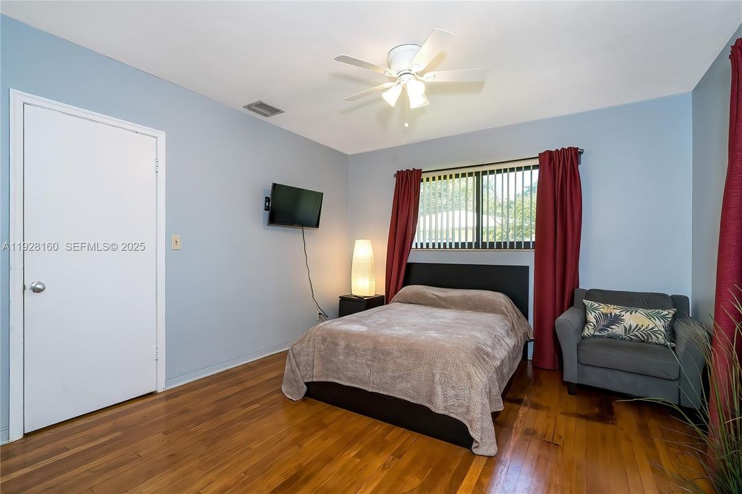 待售: $575,000 (3 贝兹, 3 浴室, 2146 平方英尺)