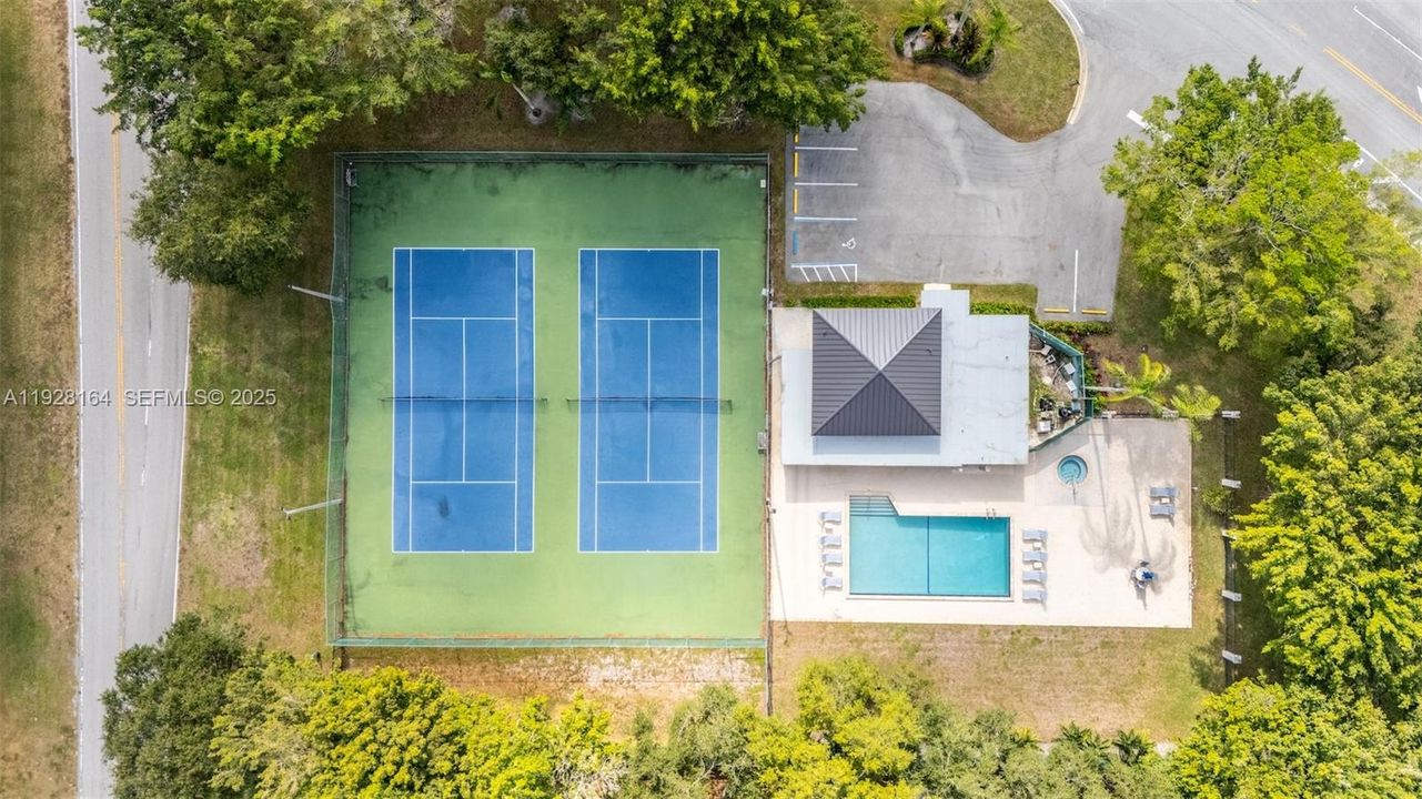 待售: $435,000 (3 贝兹, 2 浴室, 1625 平方英尺)