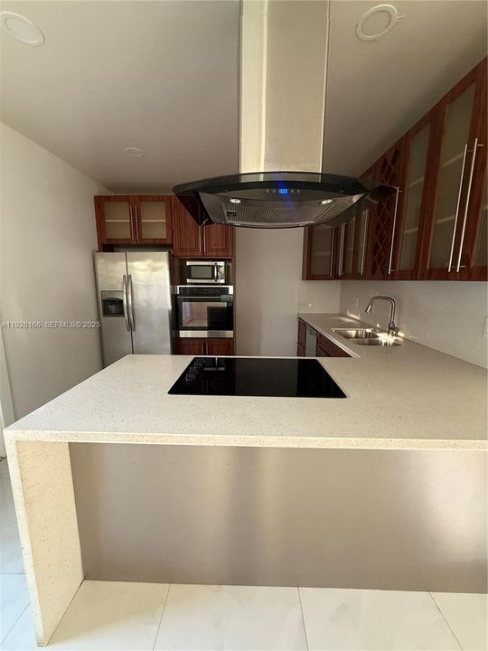 В аренду: $2,500 (2 спален, 1 ванн, 928 Квадратных фут)